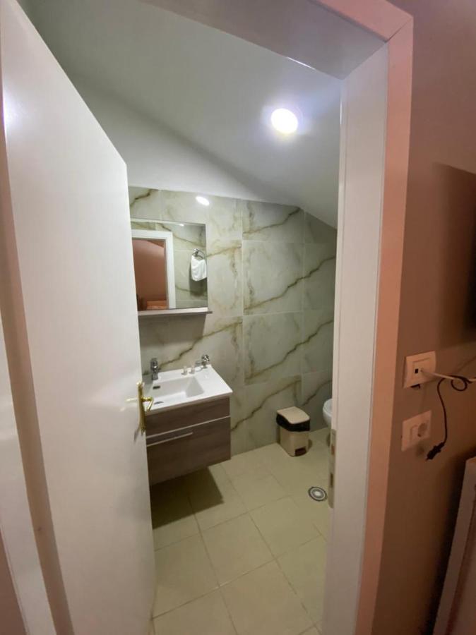 Villa Elear Корча Екстериор снимка