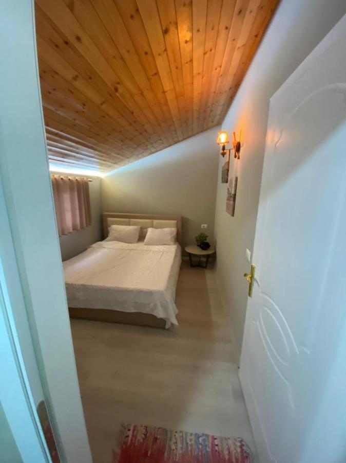 Villa Elear Корча Екстериор снимка