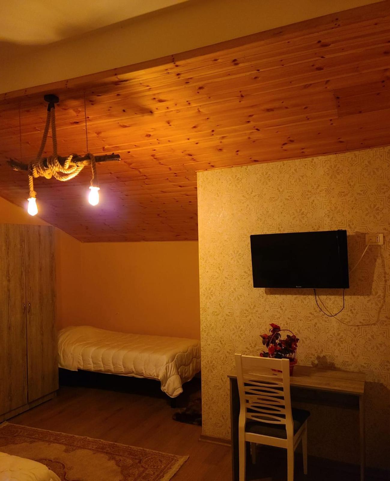 Villa Elear Корча Екстериор снимка