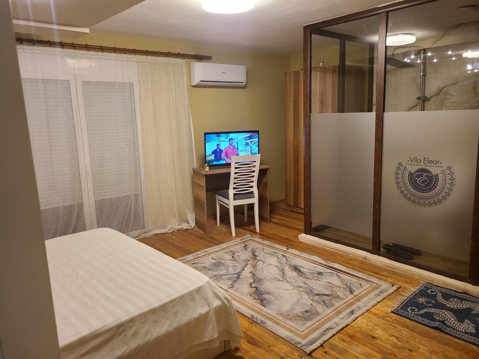 Villa Elear Корча Екстериор снимка
